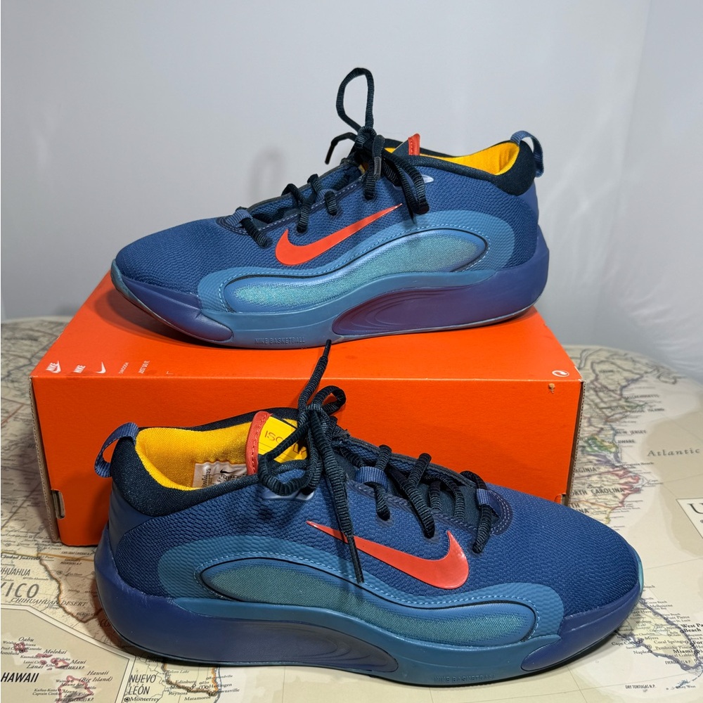 Nike Kids' Grade School Isofly Basketball Shoes Size 7 New Navy/Light Blue